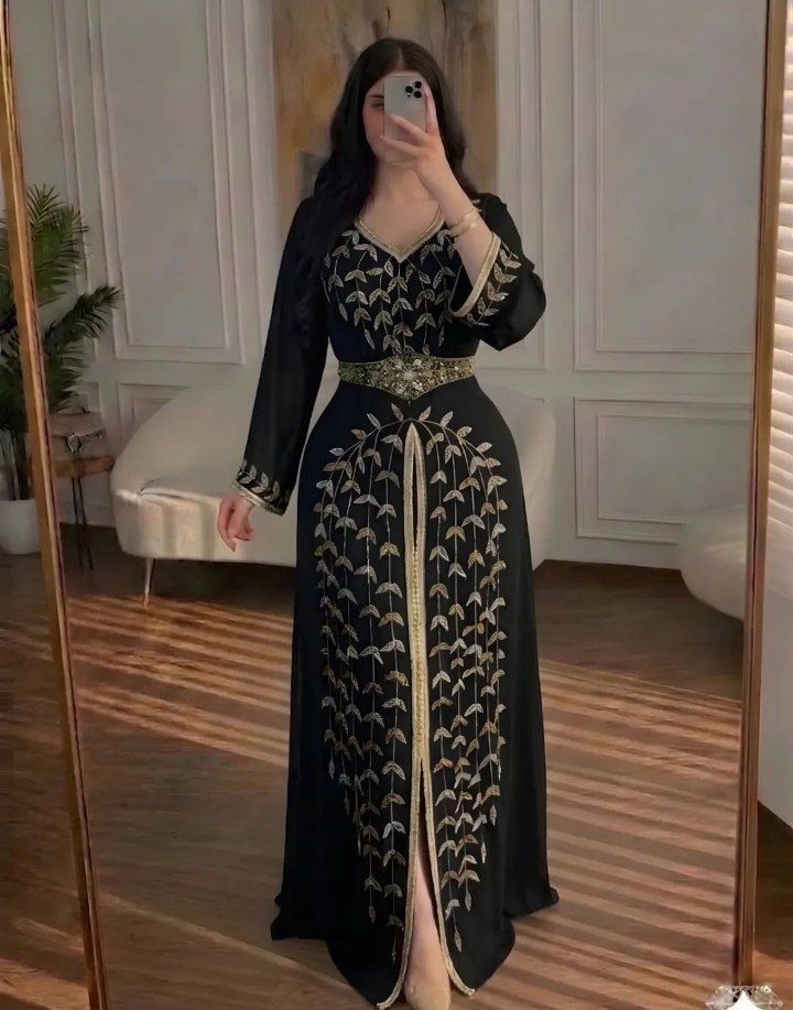 پیراهن وارداتی مجلسی جواهر دوزی شده
