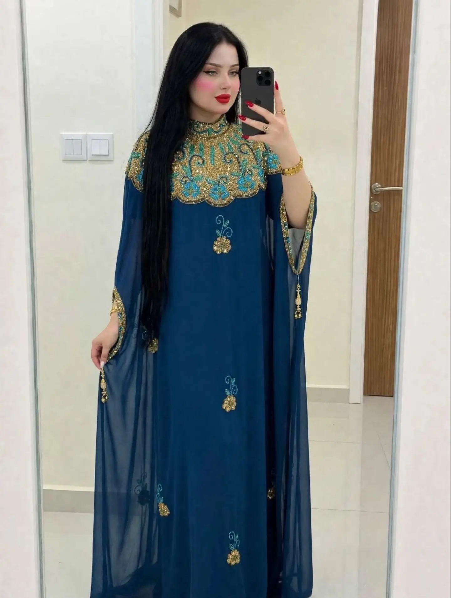 مجلسی وارداتی زنانه بشت جواهر دوزی دوتیکه