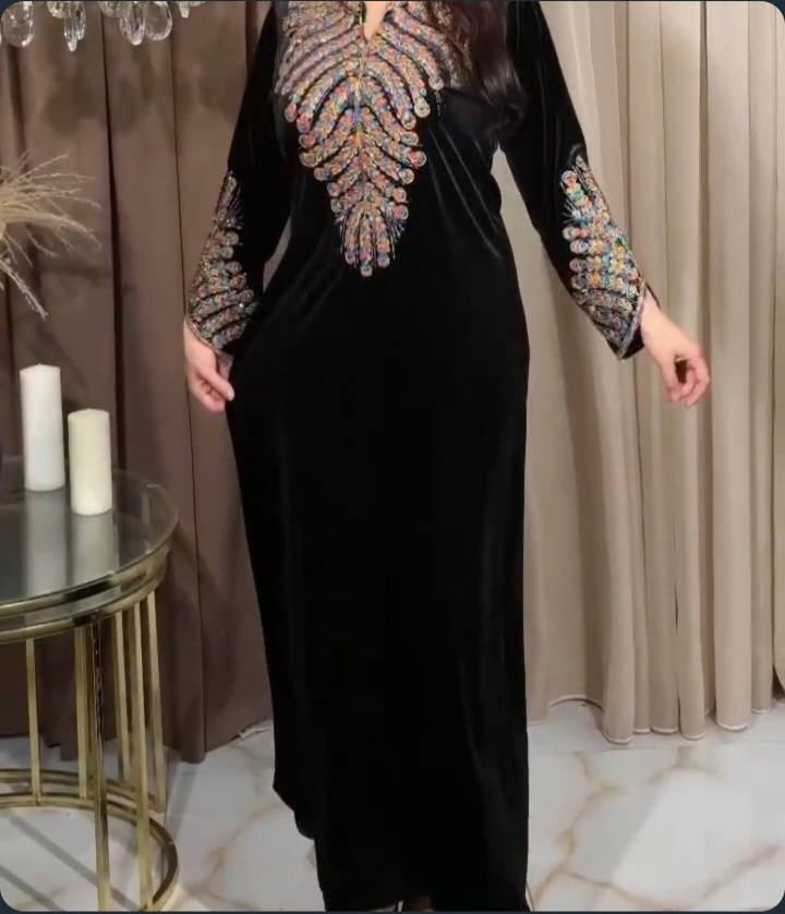 ماکسی مخمل وارداتی گلدوزی شده